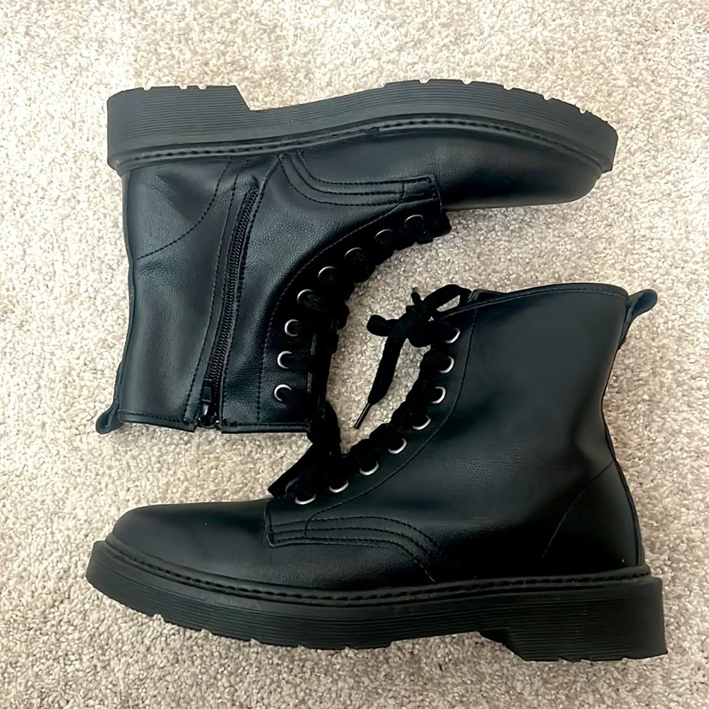 Steve Madden Cole Combat Boots - Picture 3 of 5